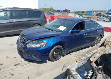 2017 Nissan Altima 2.5 Sr из США, поврежденный, VIN 1N4AL3AP8HC156280